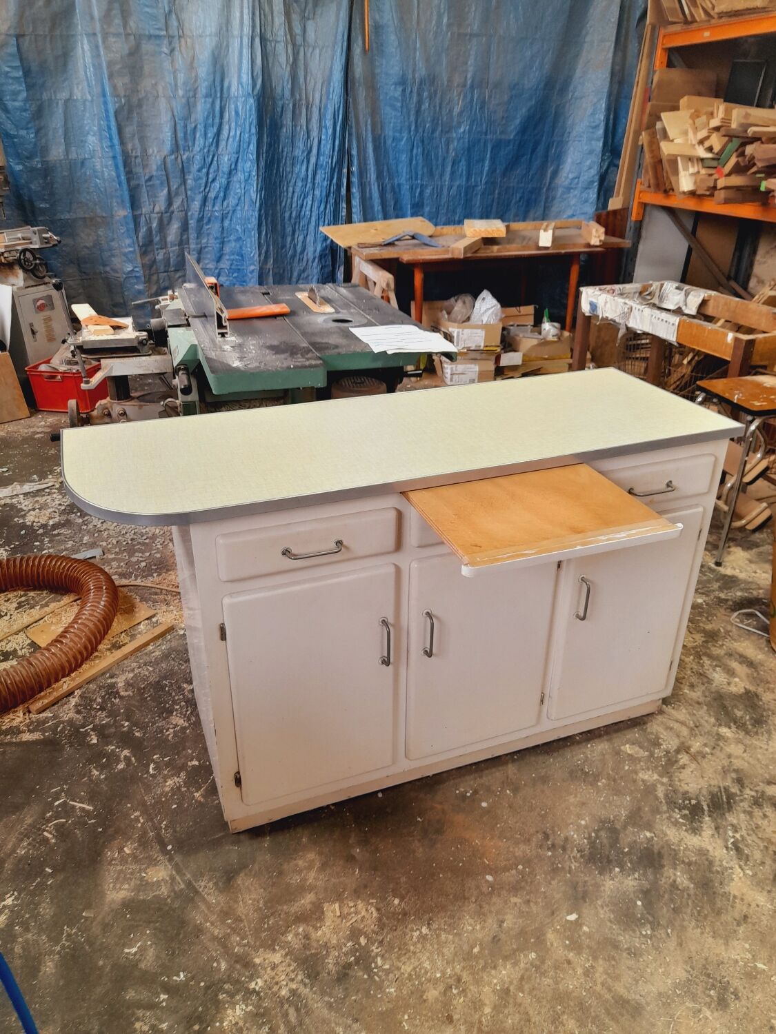 Low sideboard 3 doors mado