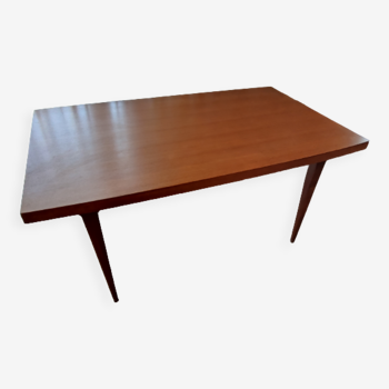 Table rectangulaire forme tonneau en teck de 1971