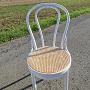 Lot de 4 chaises en bois tournés et cannage 