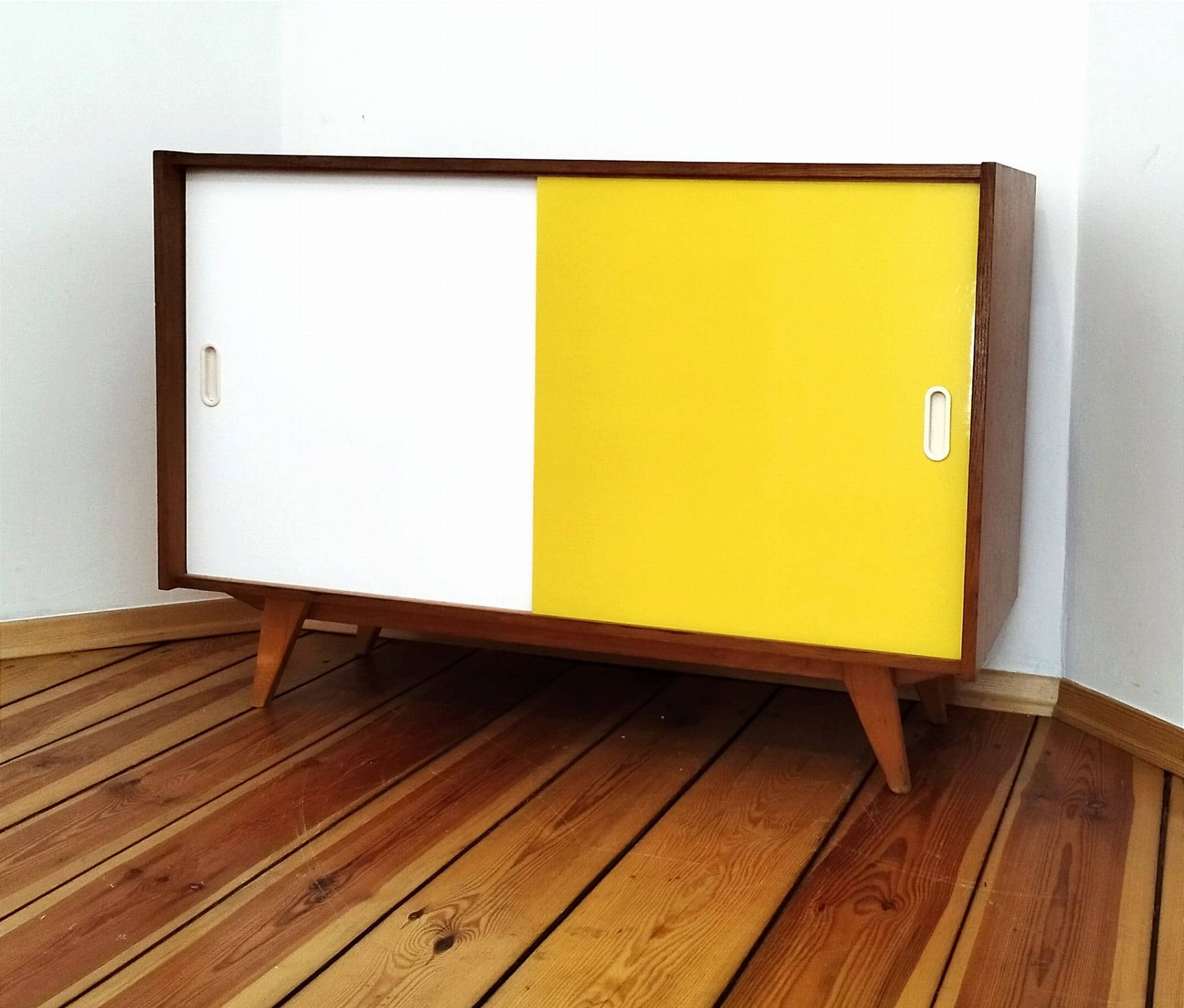 Czechoslovakian Cabinet attributed to J. Jiroutek for Interior Prague, 1960s