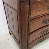 Louis XV chest of drawers in solid oak from the 18th century