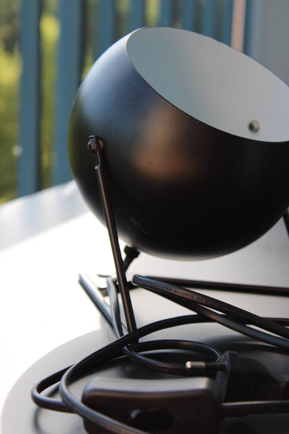 Black Eyeball Lamp - Space Age design