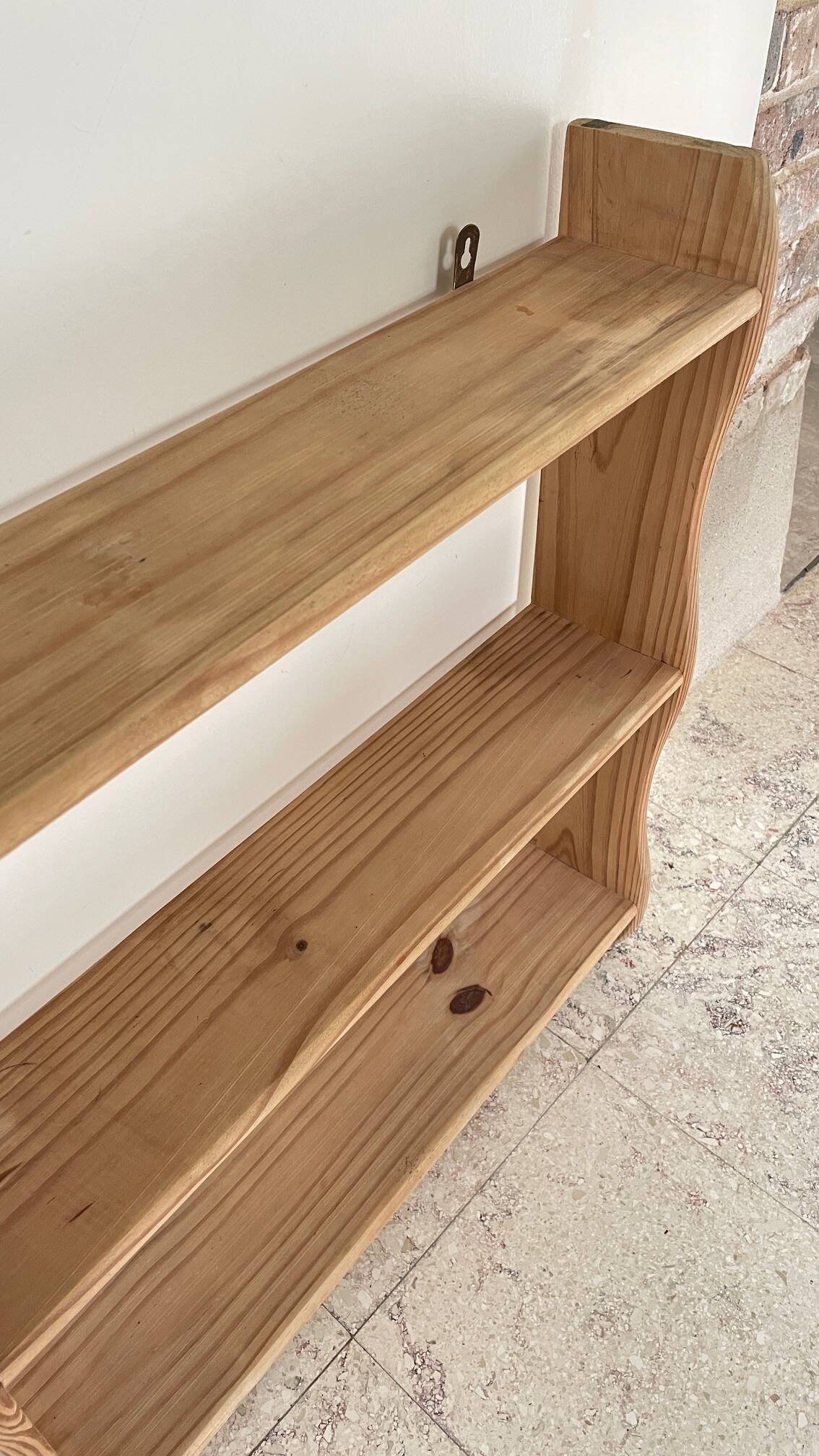 Vintage Solid Wood Shelf (Tabletop or Wall Mounted)