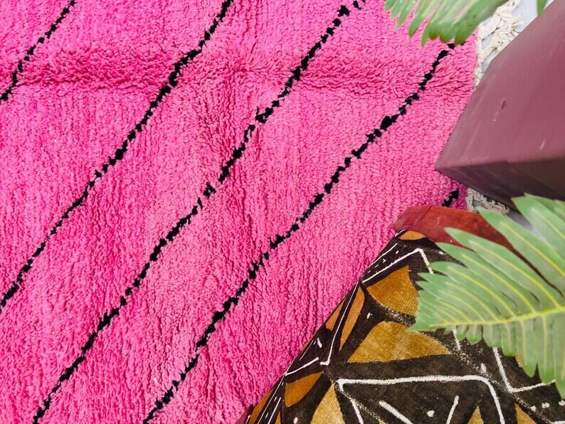 Traditional handmade decorated Berber carpet 200cmx300cm