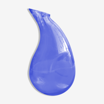 Broc a eau en verre bleu