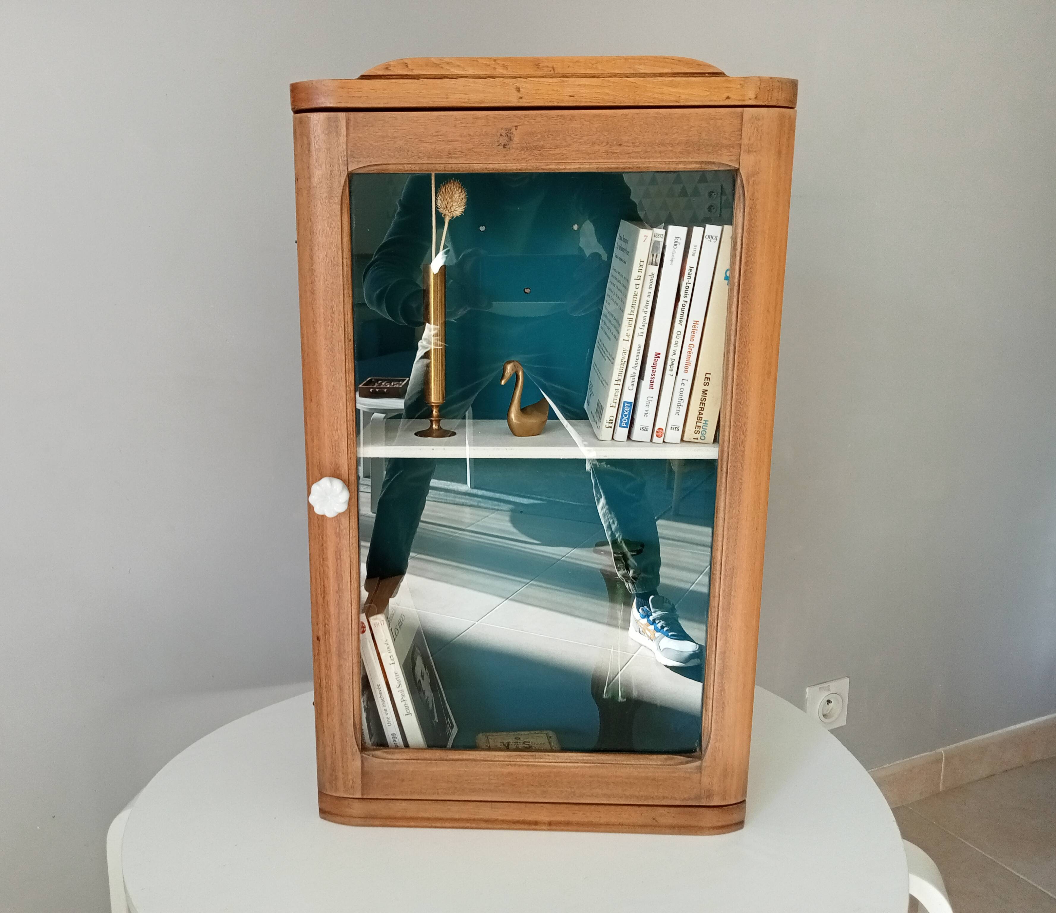 Vintage medicine cabinet in walnut 40/50s