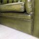 Paire de fauteuils Chesterfield cuir vert