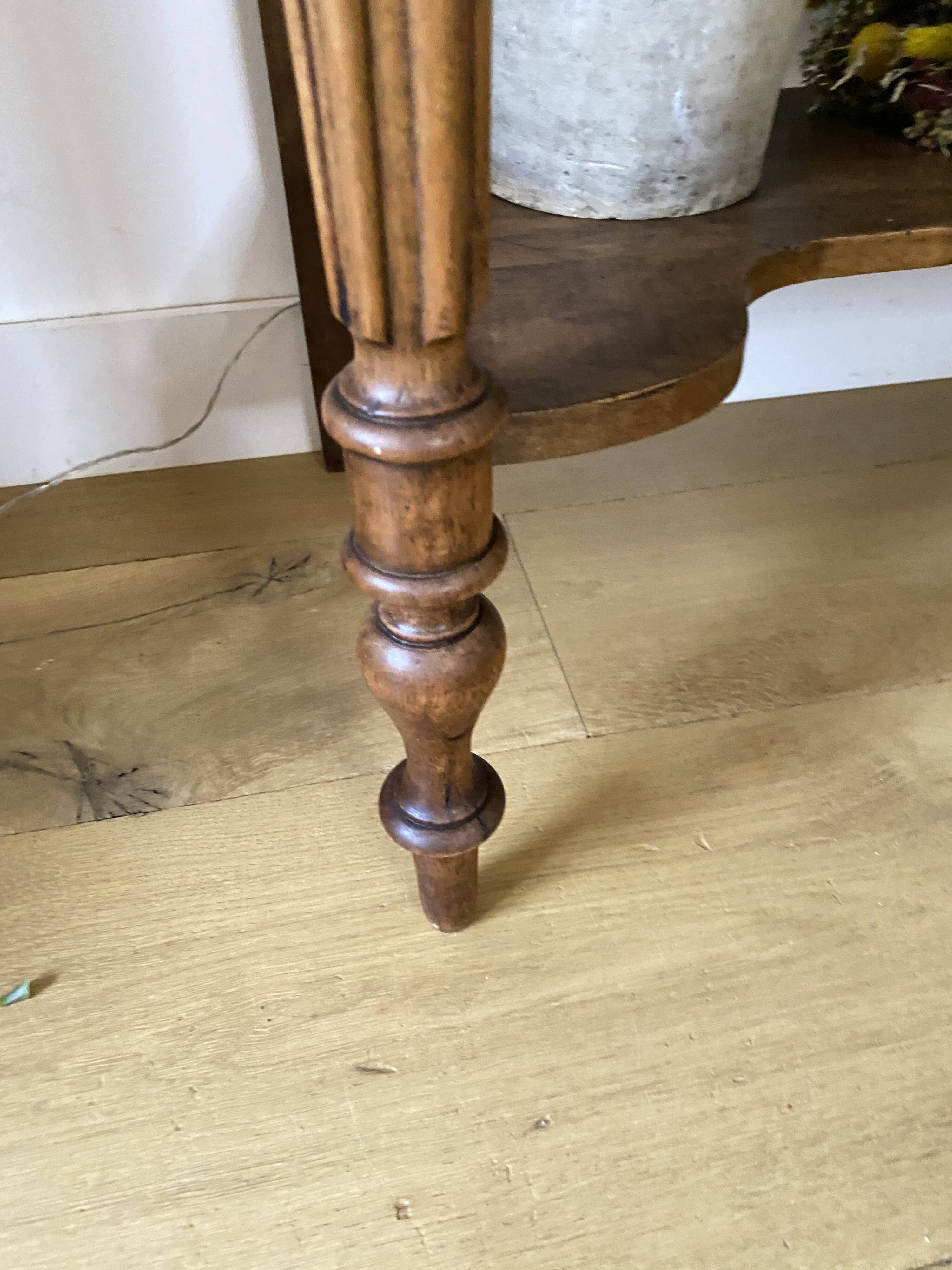 table de toilette / coiffeuse