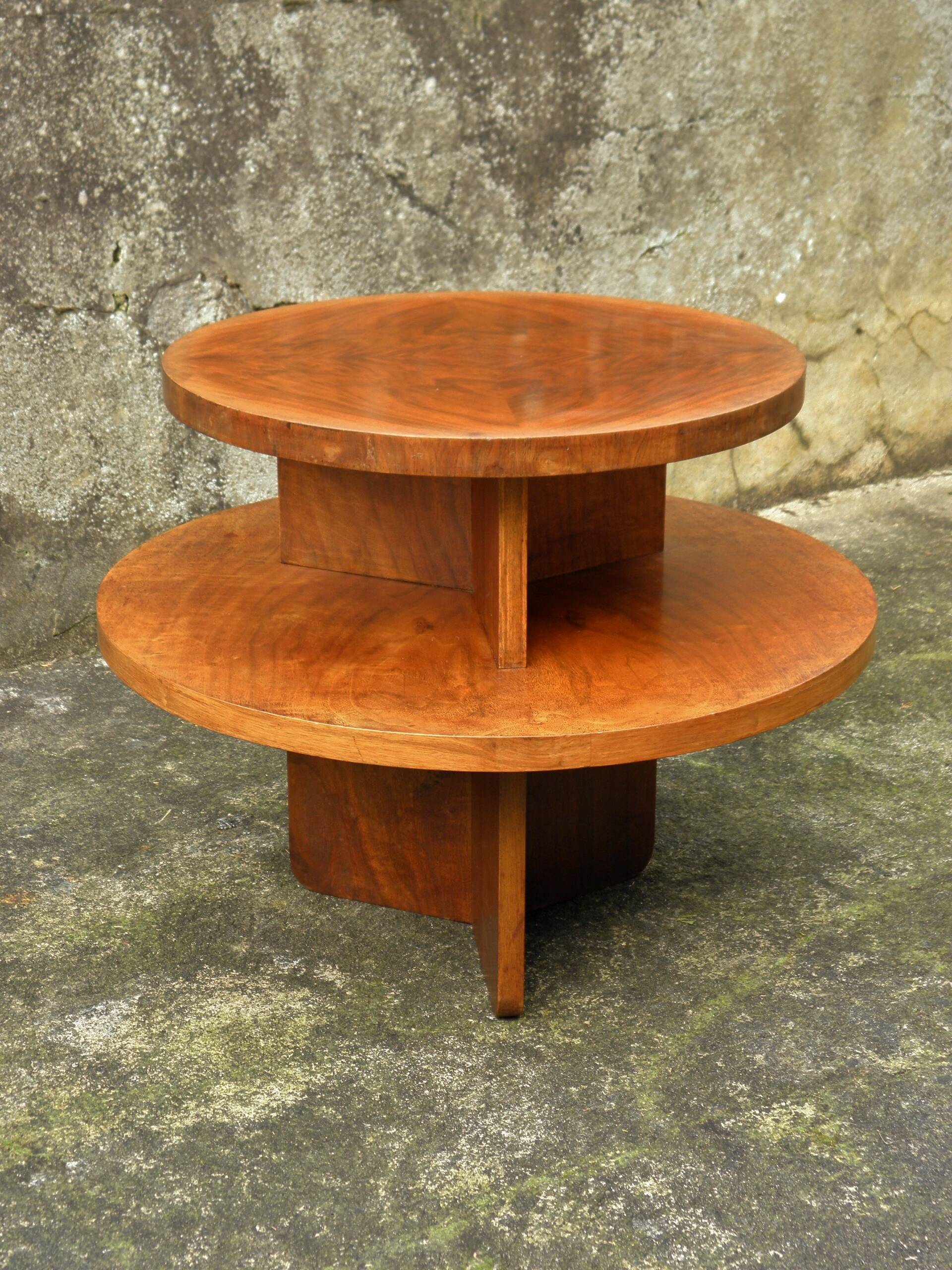 Table à thé Art Déco en noyer