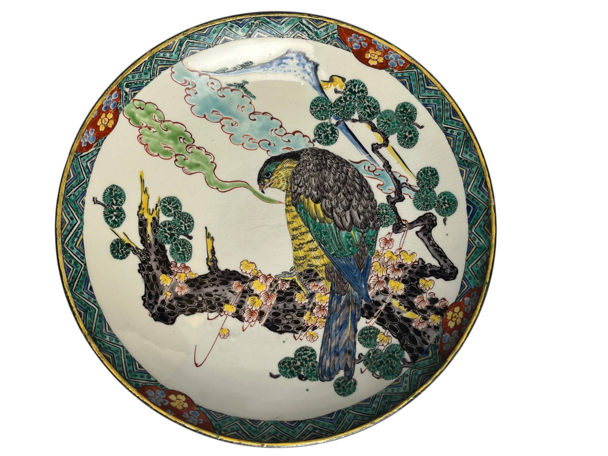 Japan, porcelain plate from Kutani with bird of prey decoration, 19th century.