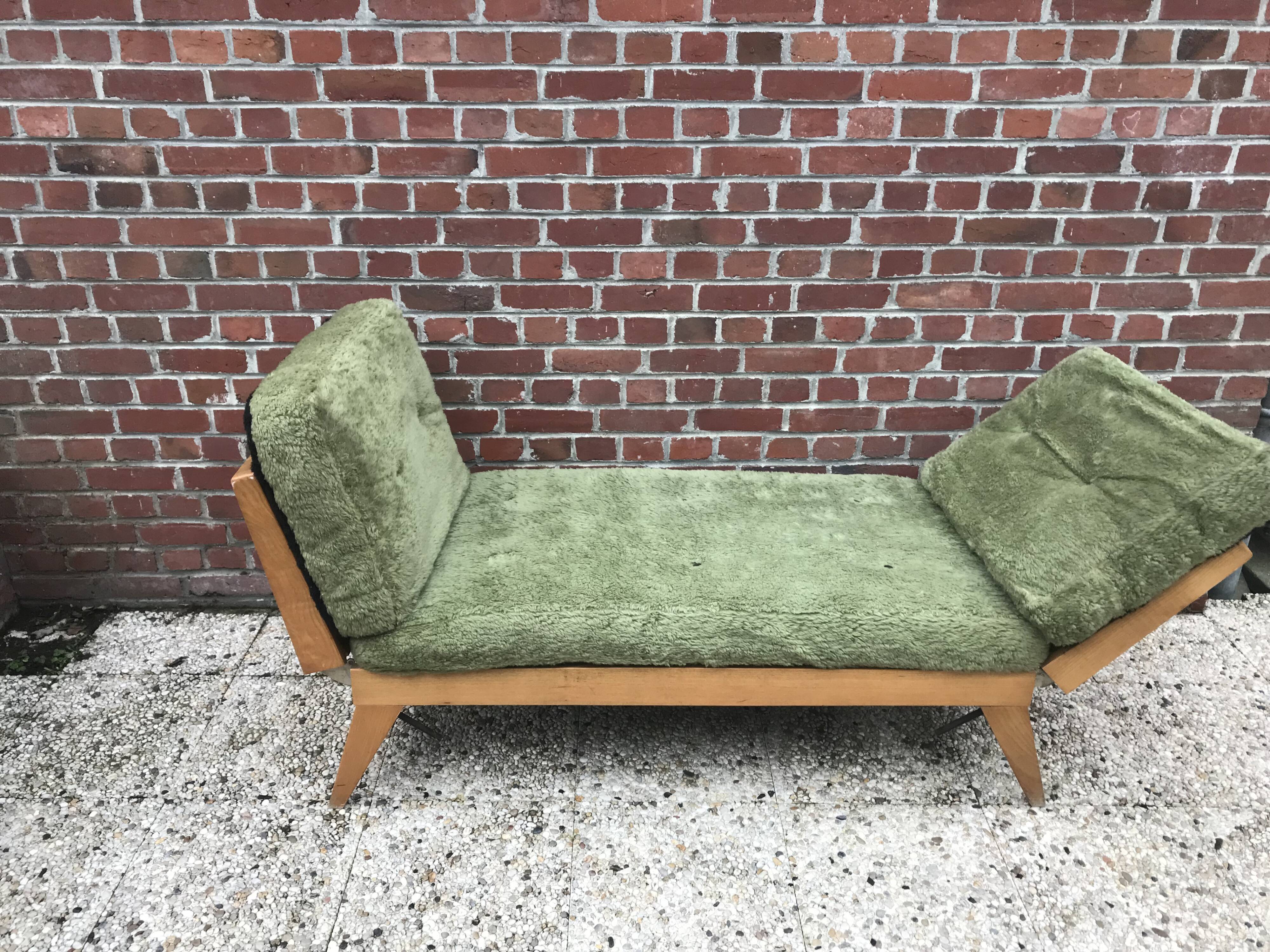 Day bed vintage compass feet