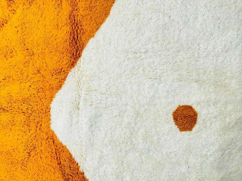 Handmade pure wool Beni Ouraine rug, size 250 x 250 cm