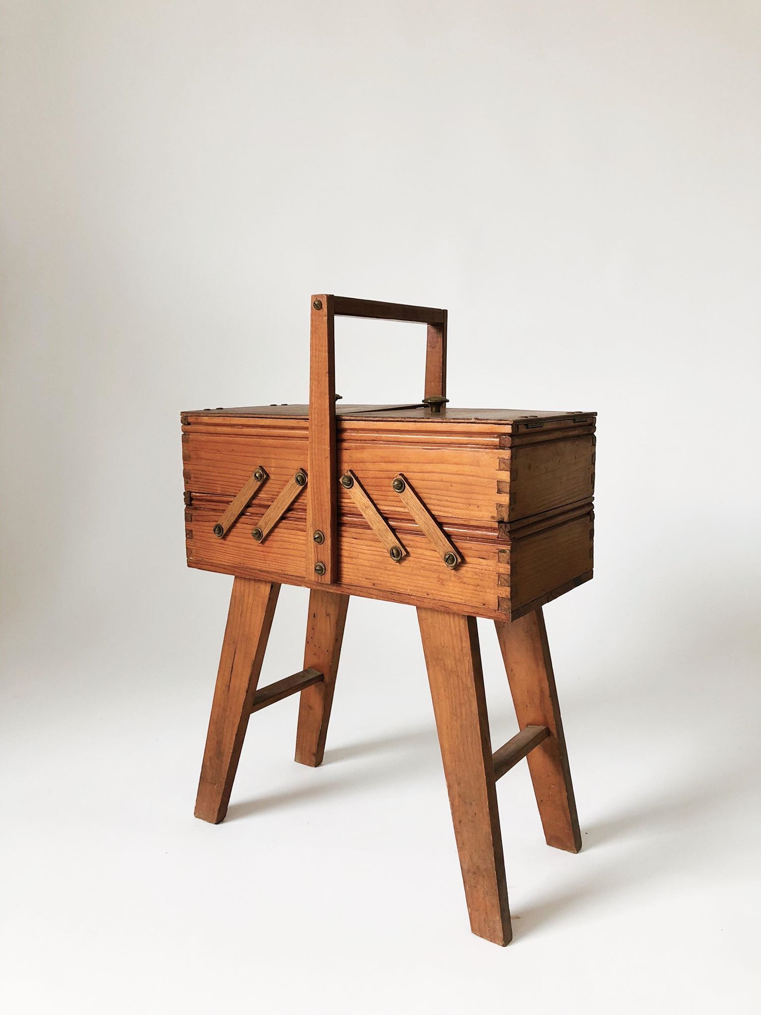Wood sewing basket