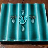 Trivet and salt dish