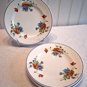 Set of 5 plates from Salins les Bains model "Poppies" in good condition.