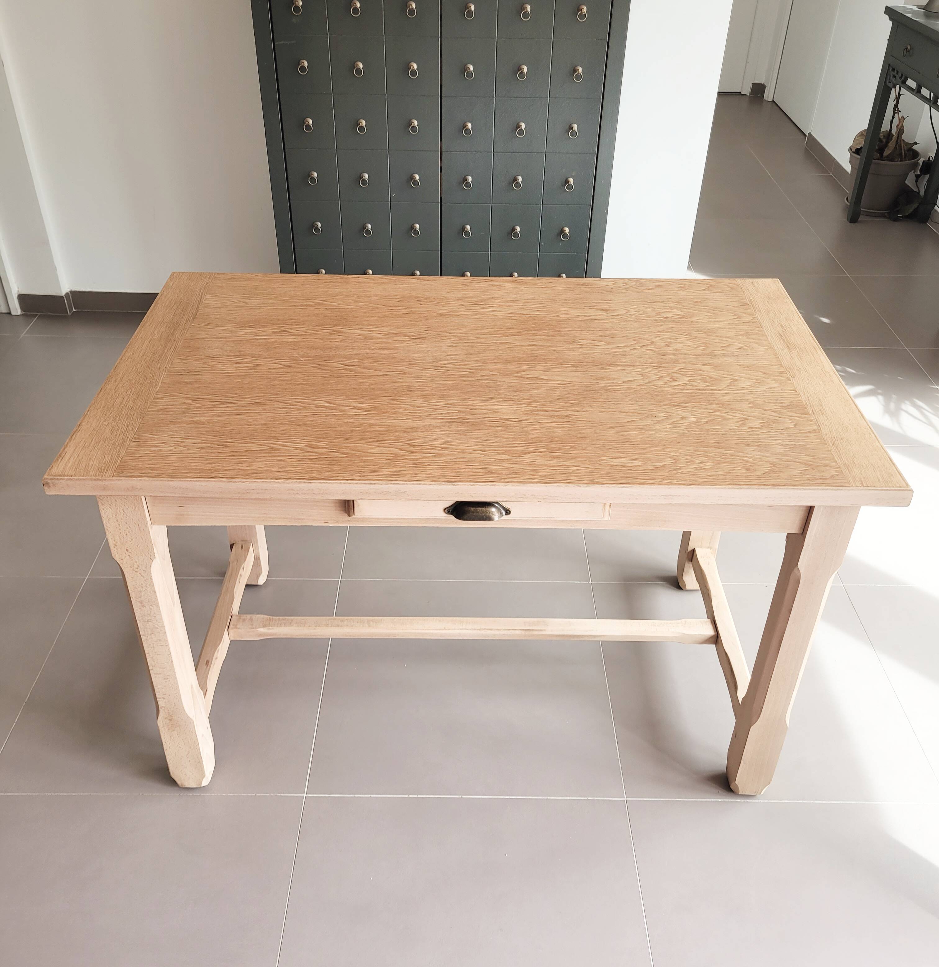 Farmhouse table