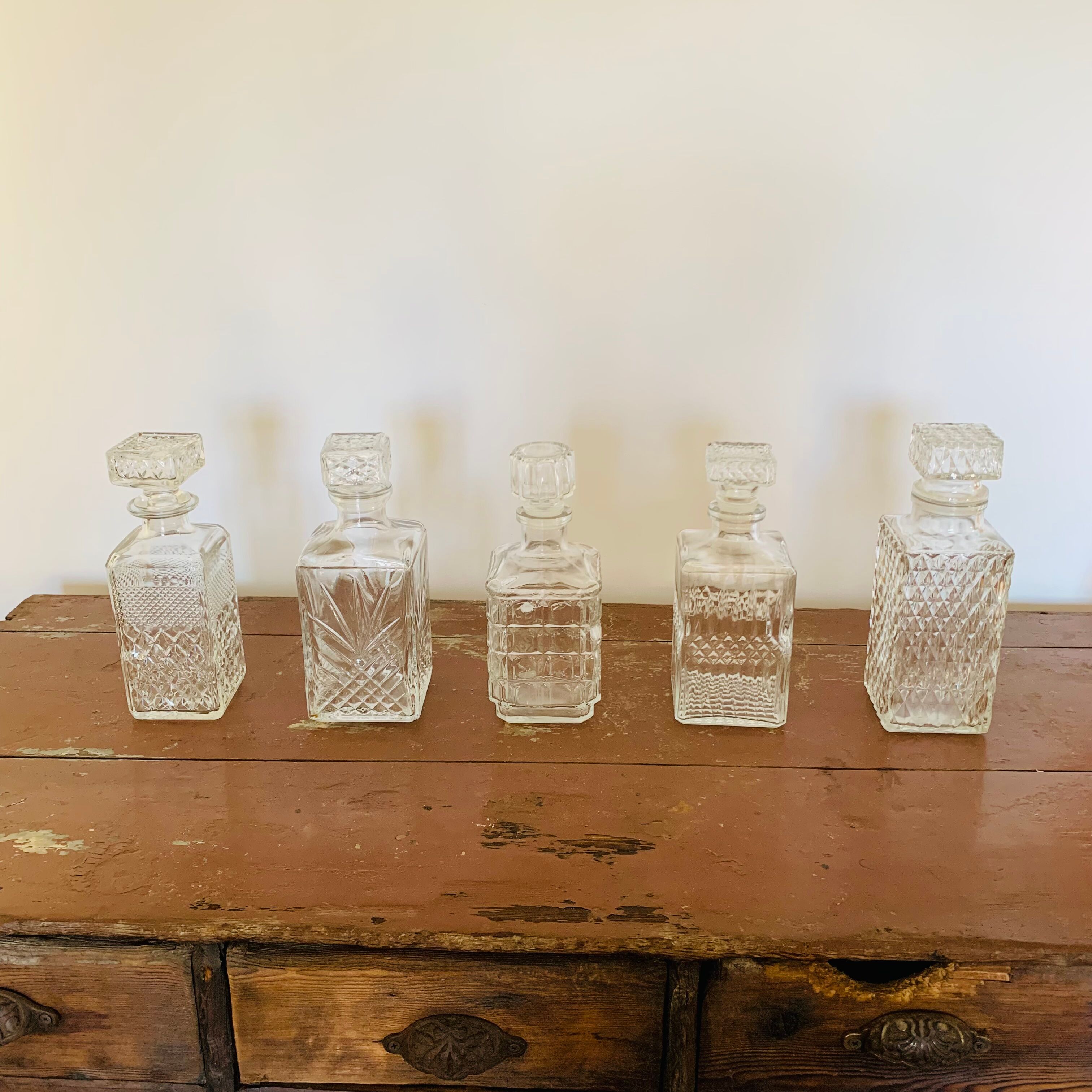 Lot de 5 carafes à whisky