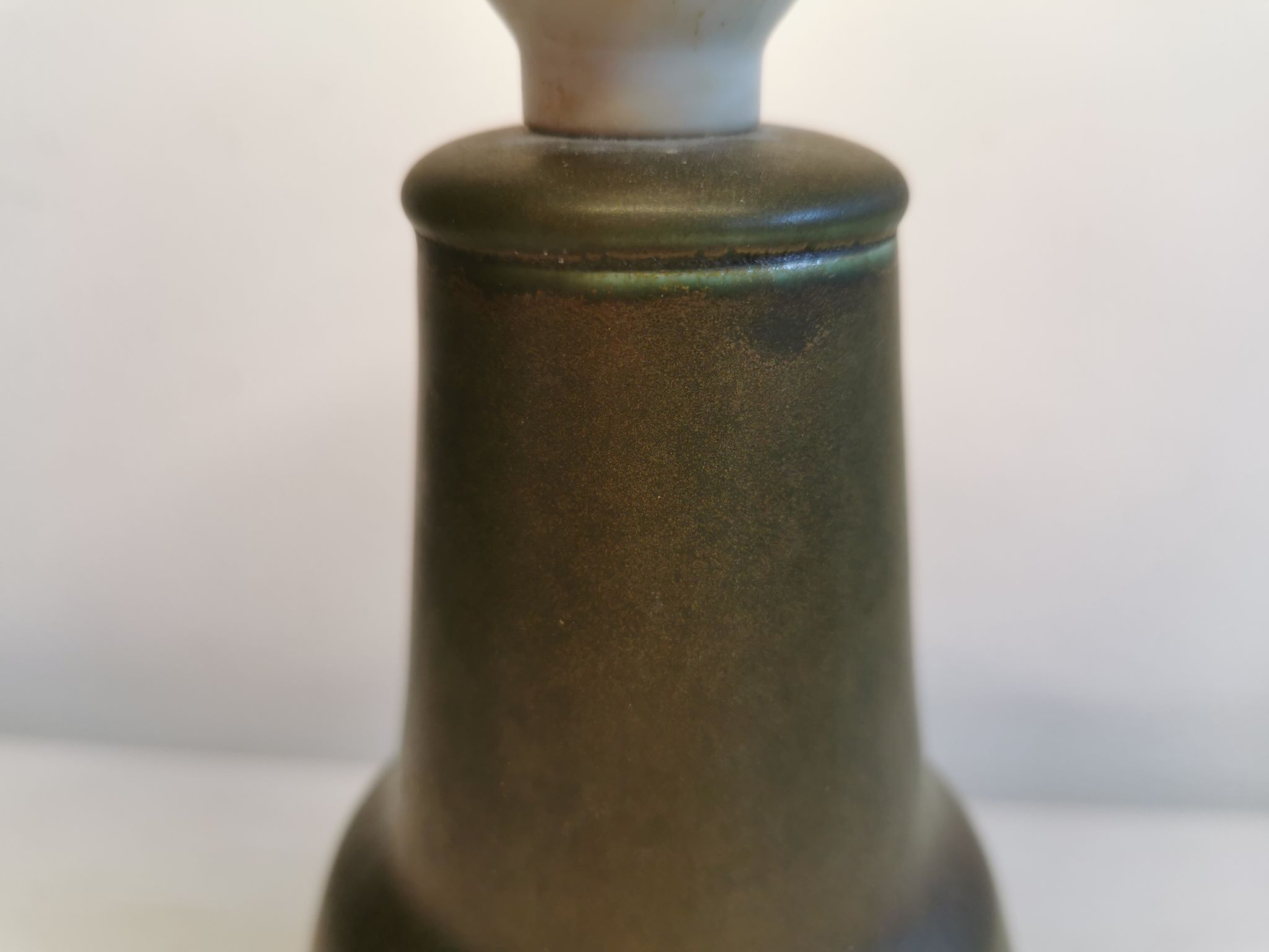Danish green/brown ceramic table lamp, estimated 1960s.