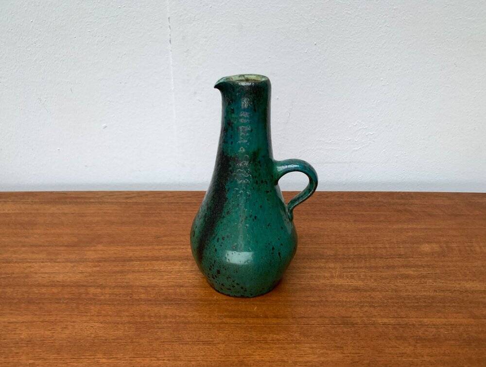 Carafe vase of studio pottery in a minimalist mid-century style by Helma Klett for Kunsttöpferei Klett, 1960s.