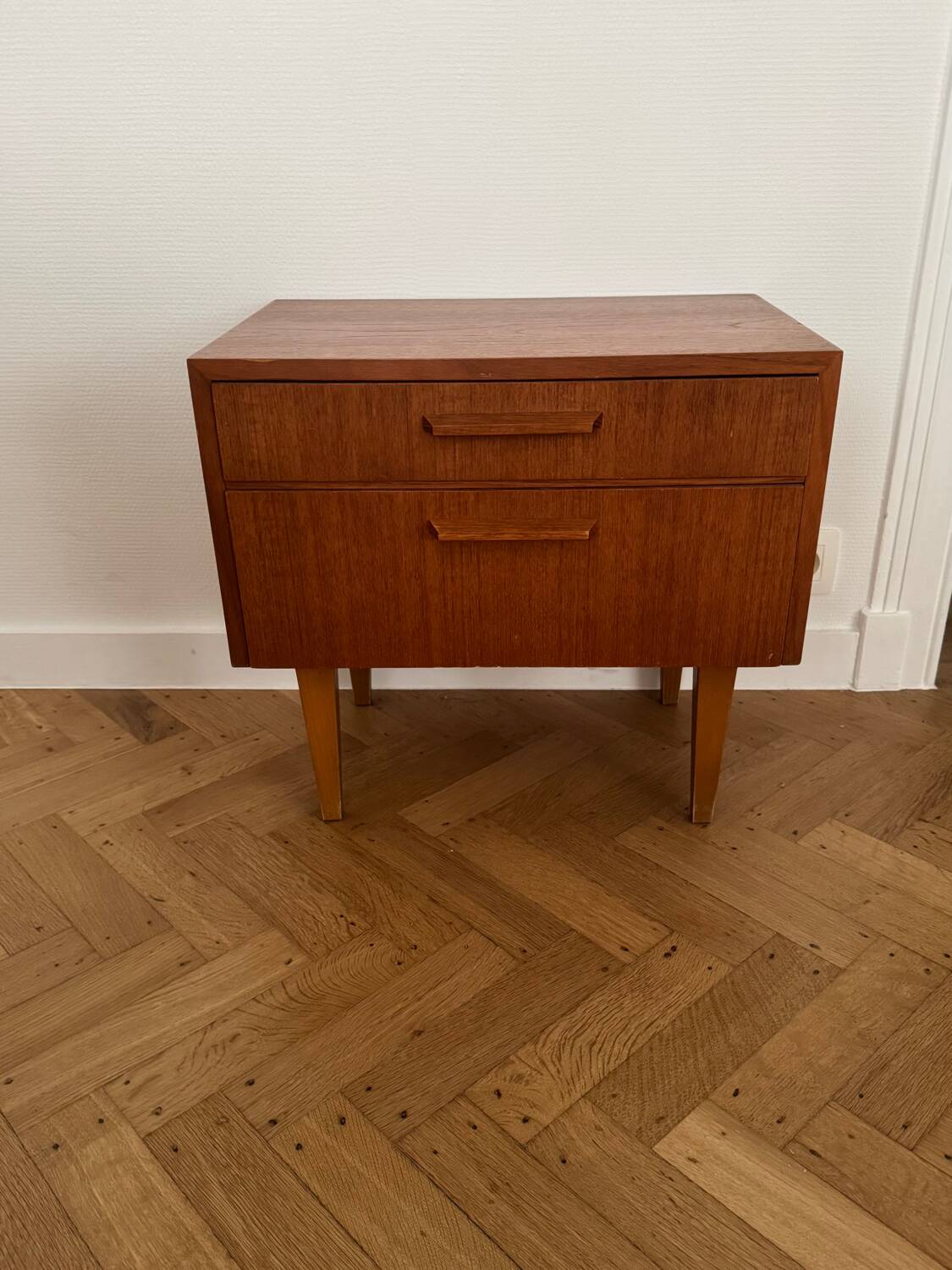 Scandinavian side table/dresser in vintage teak from the 1950s-1960s.