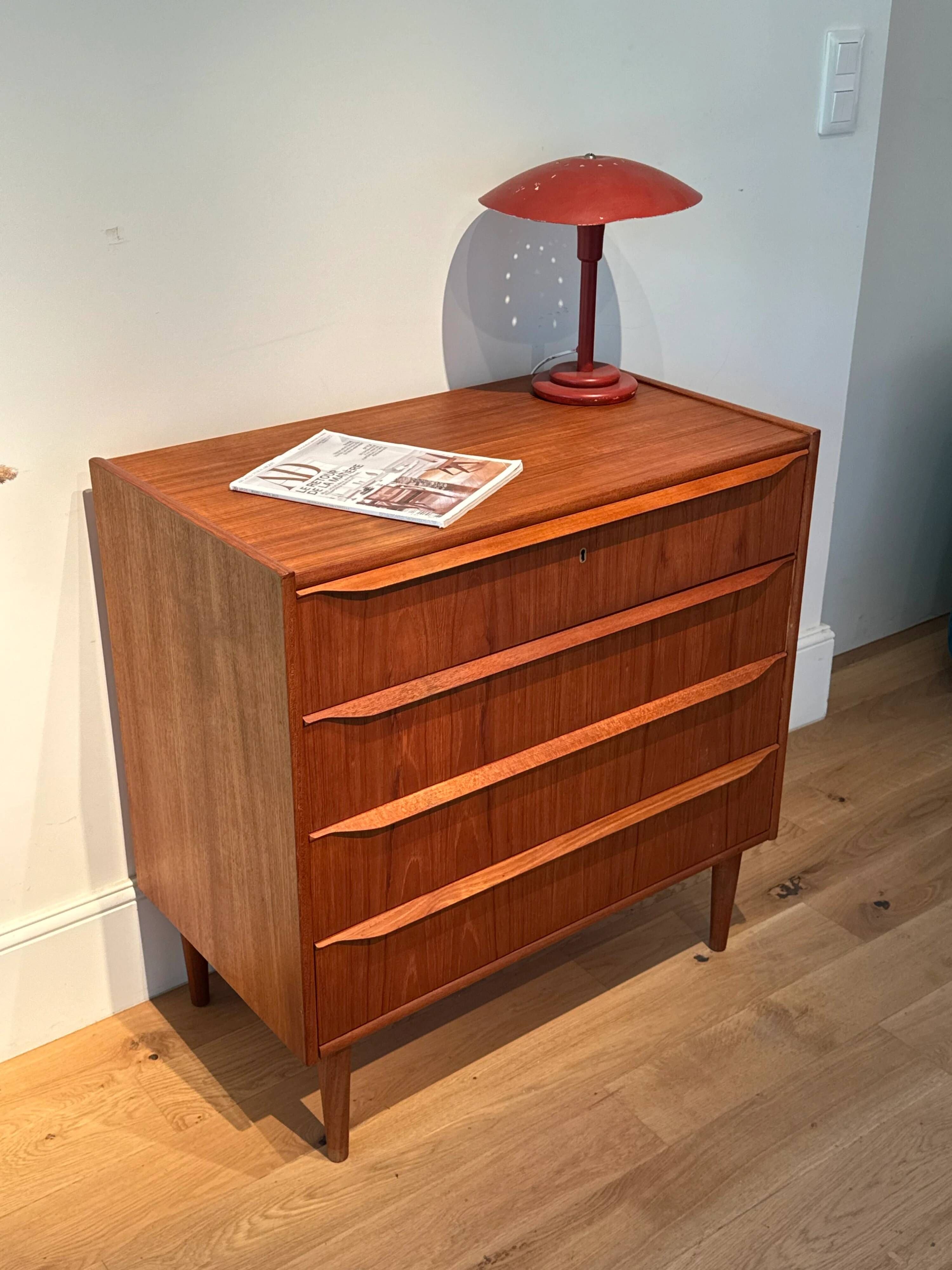 Commode scandinave vintage en teck "Tage"
