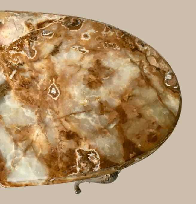 Oval coffee table in onyx and brass 1950