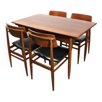 Louise van Teeffelen dining set