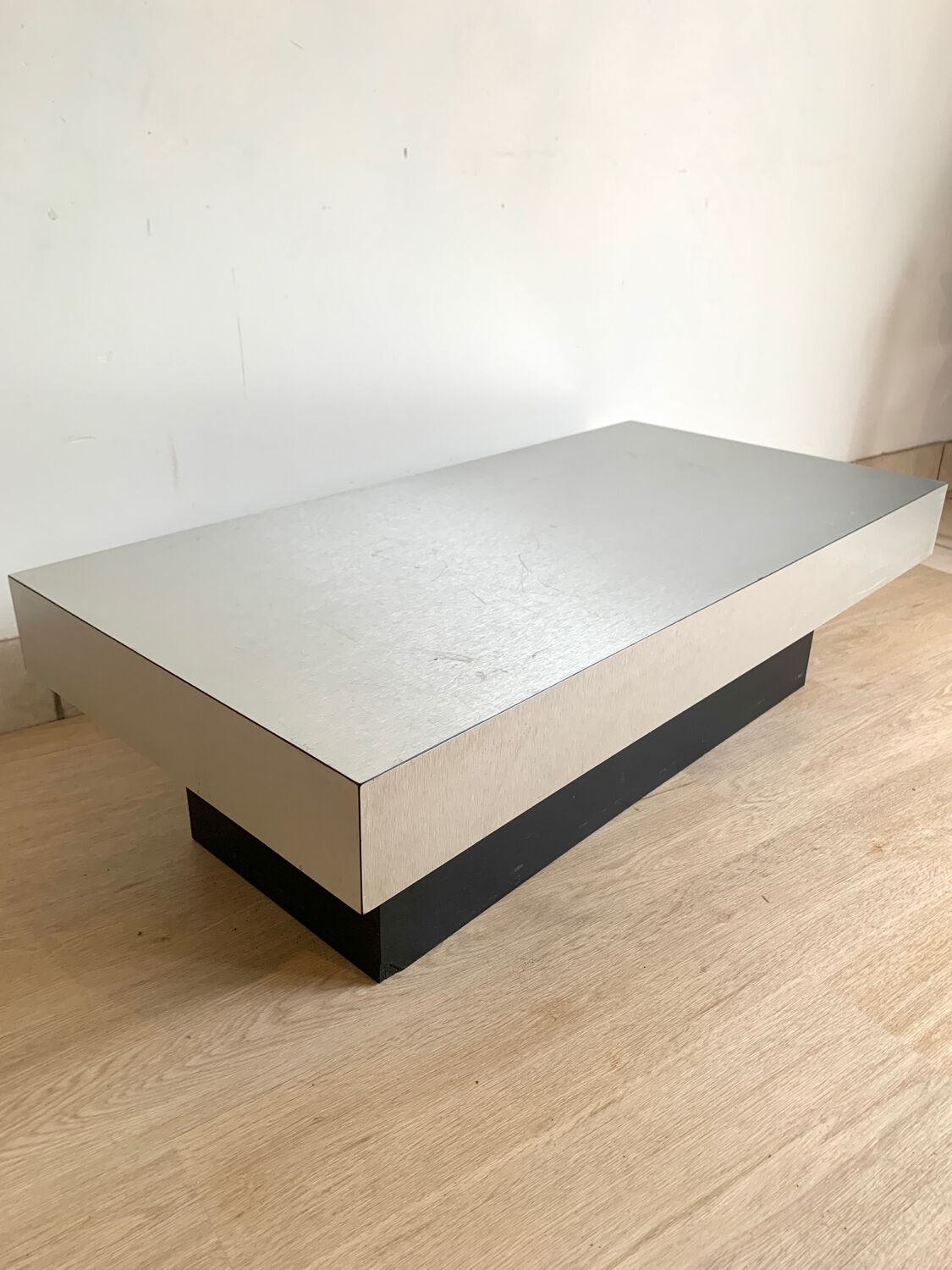 70s coffee table in brushed aluminum