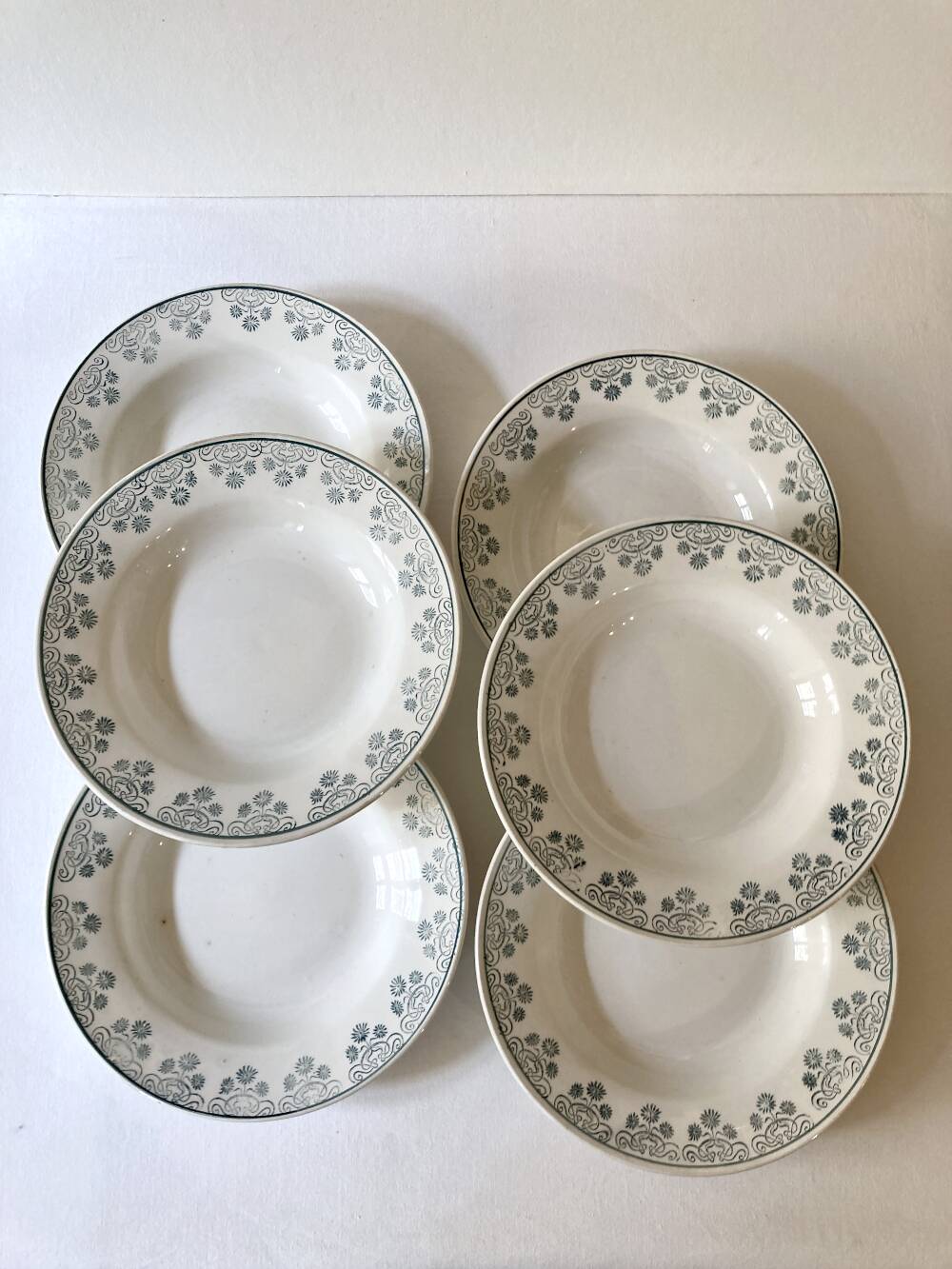 6 deep plates Digoin & Sarreguemines, emerald green floral decoration
