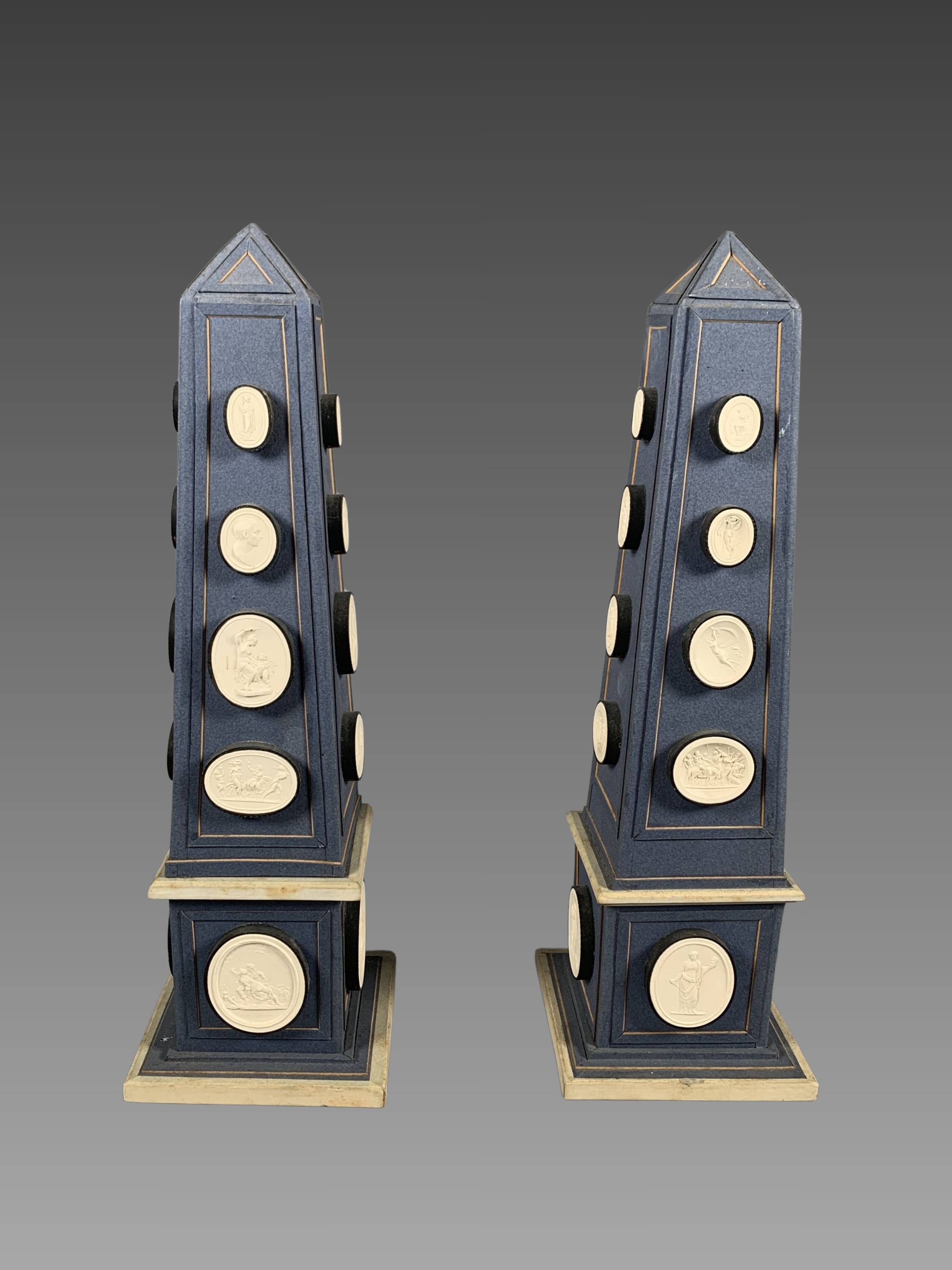 Pair of Ornate Obelisks with Cameos in Plaster in the Antique Style, Late 18th Century