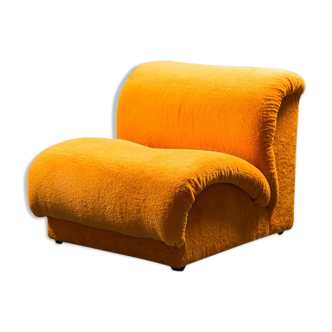 orange sponge armchair doimo 70s vintage modern
