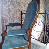 Voltaire armchair with a rack mechanism