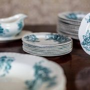 20th Century Anemone Porcelain Set by Johnson Brothers, 1930s, Set of 28