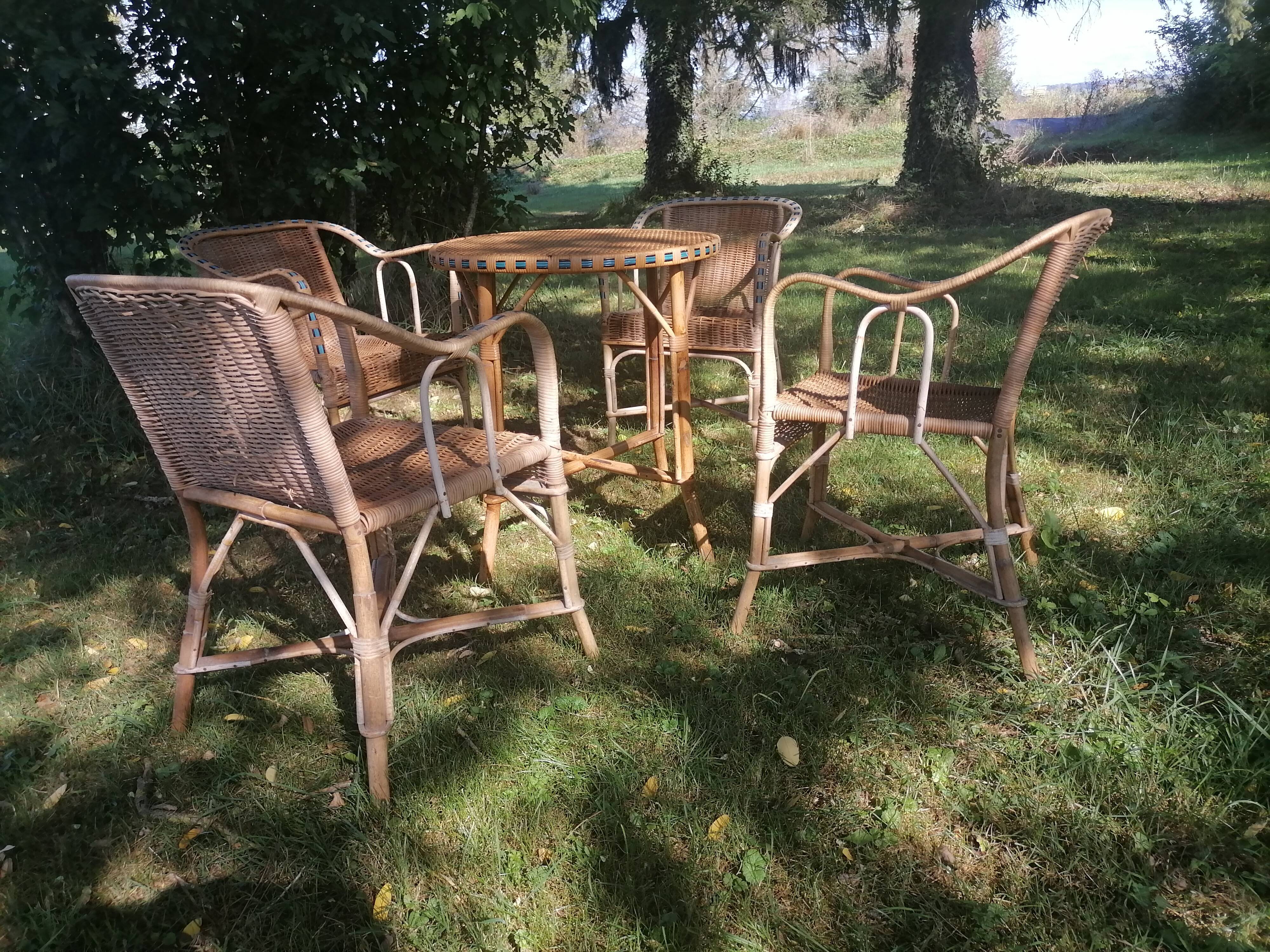 Garden rattan living room