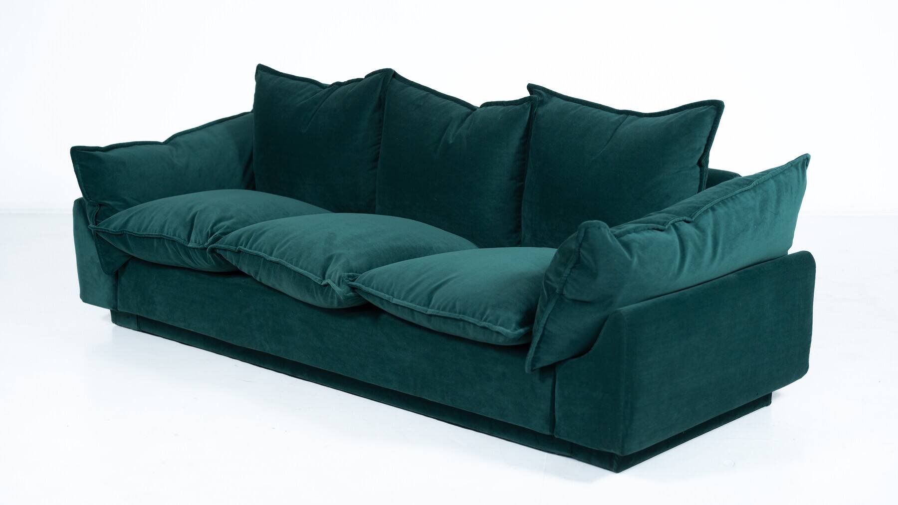 Mid-Century Modern Sofa "Cado" by Gunnar Gravesen and David Lewis Divano