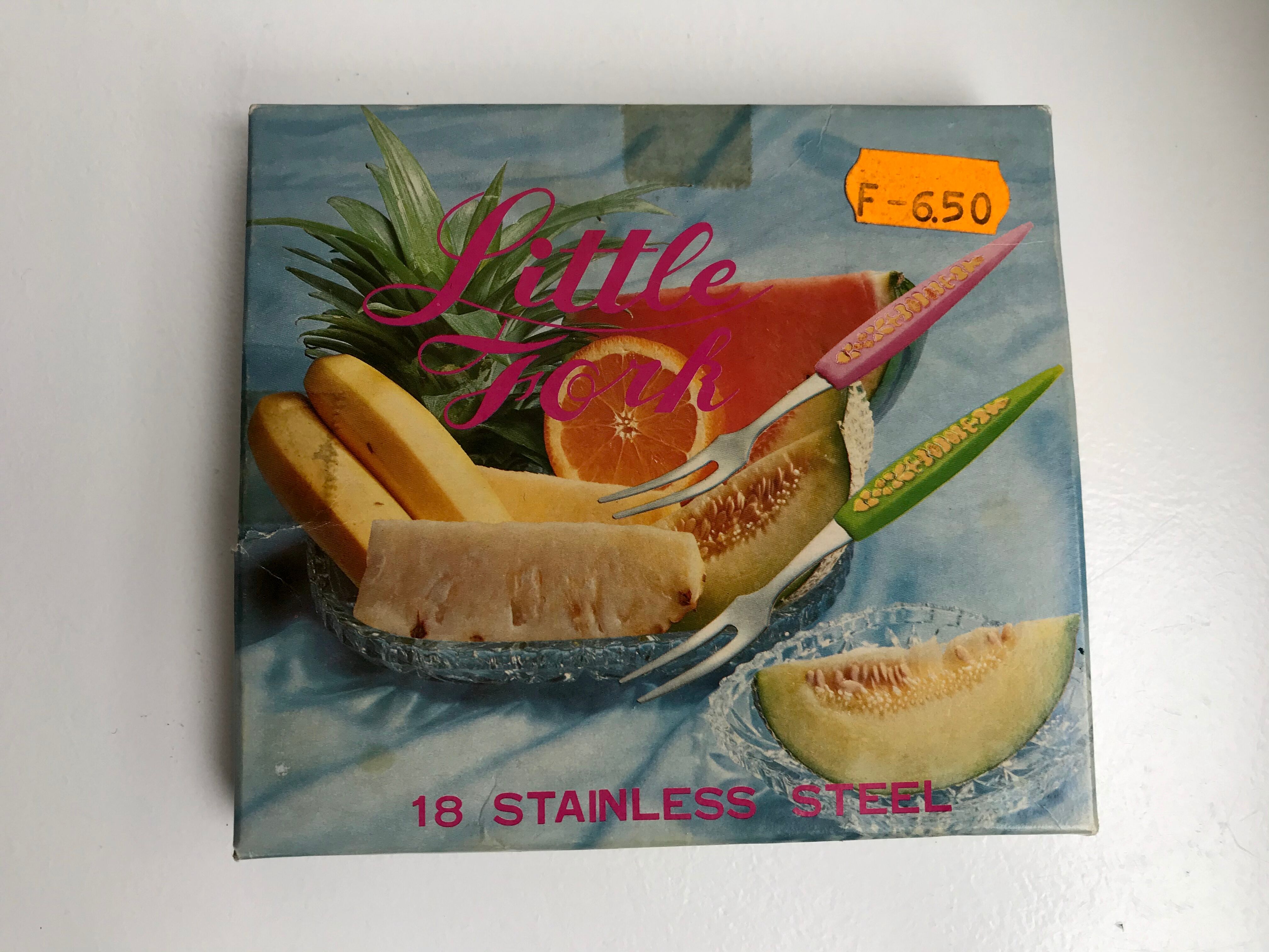 Set of 18 mini forks fruit aperitif 70s
