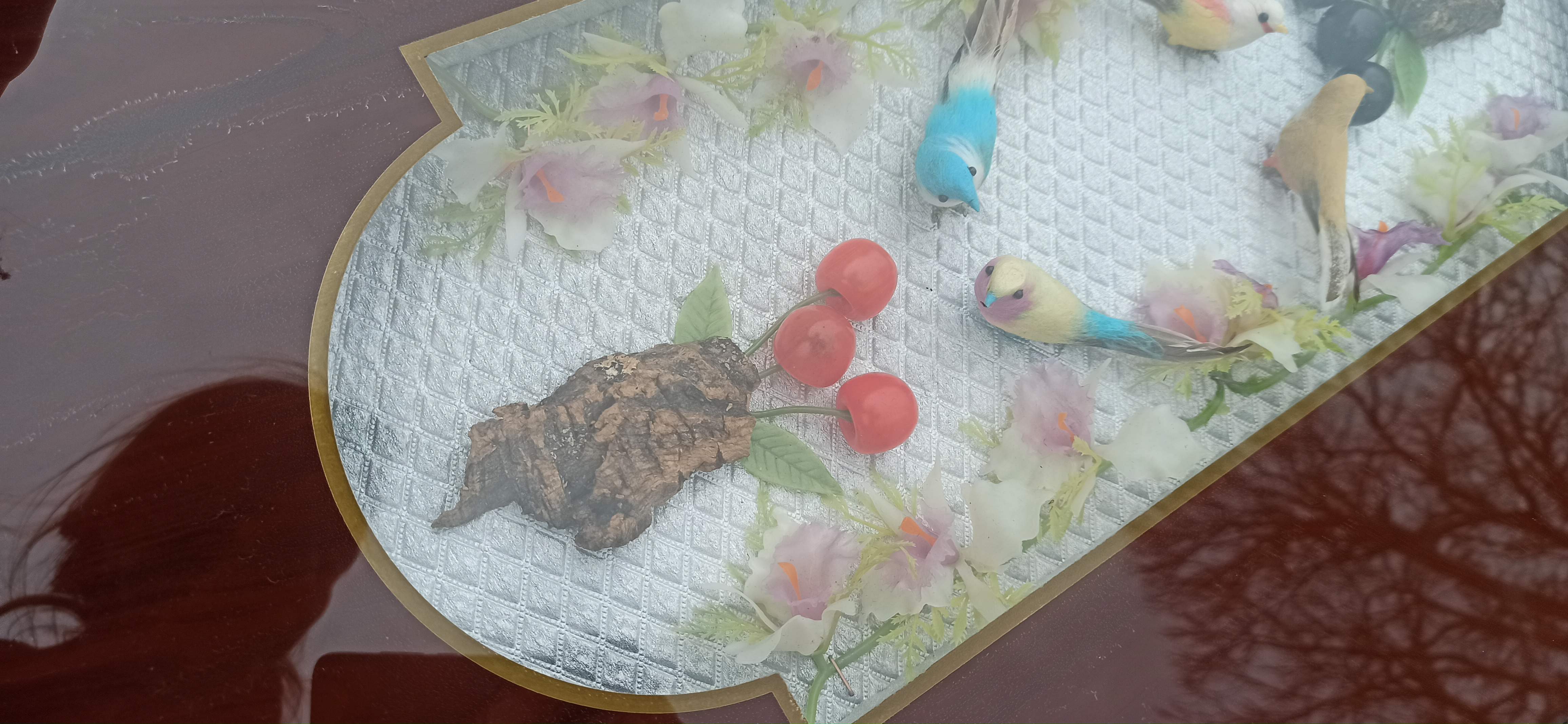 Coffee table of the 50s compass showcase bird and cherry