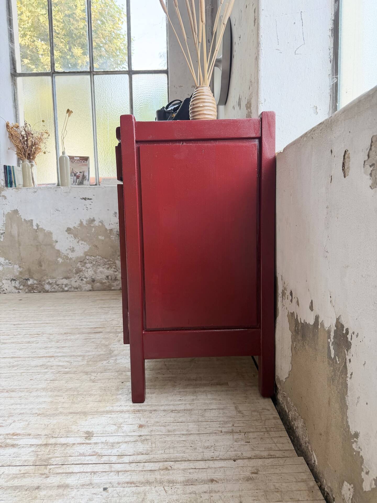 Red lacquered enfilade 1970 160cm