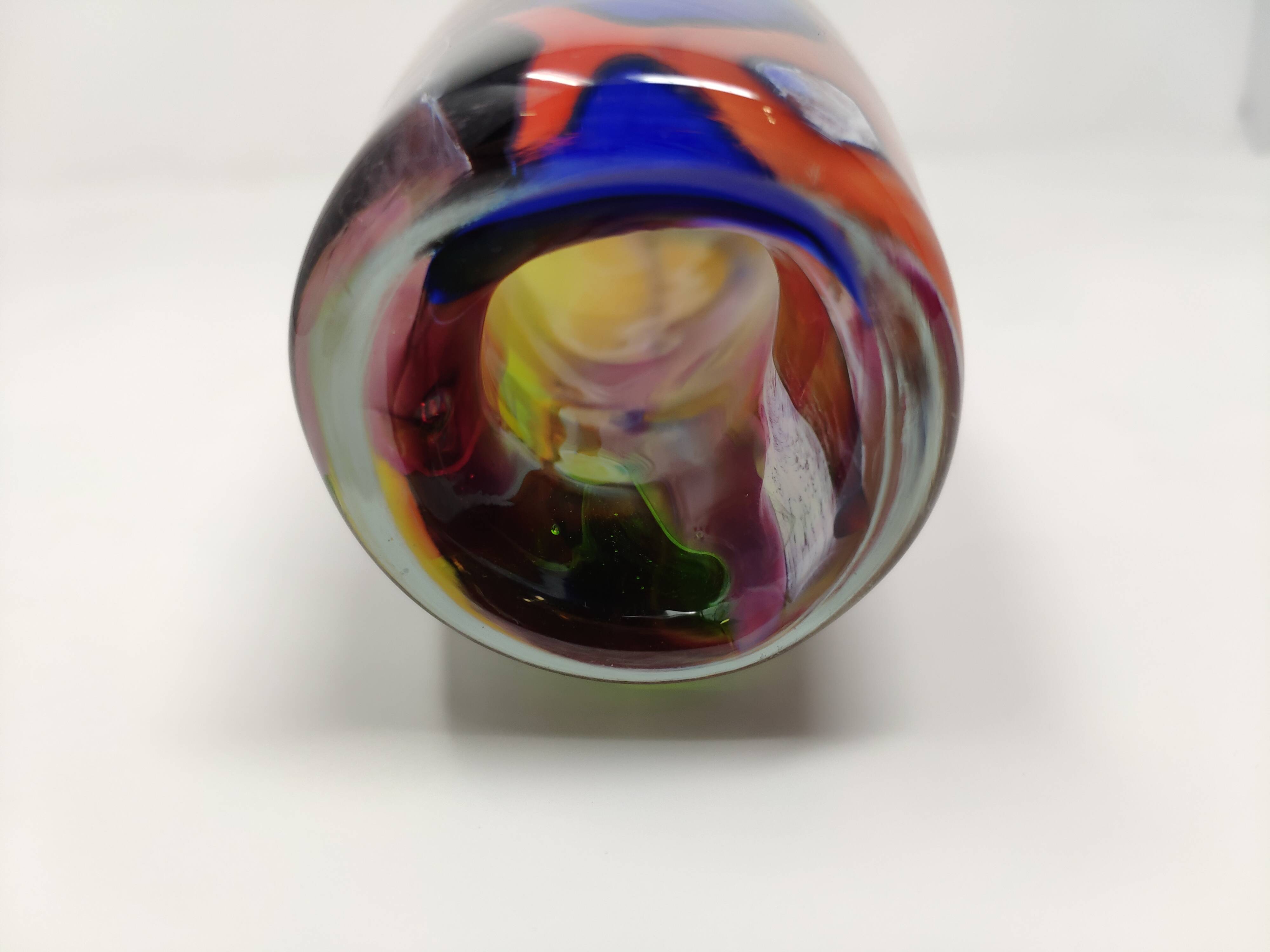 Vase en verre soufflé