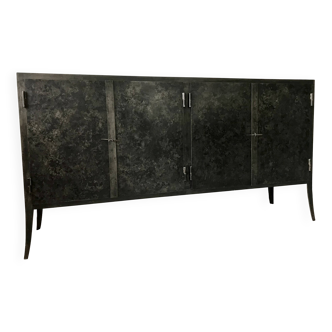 Buffet en acier forgé noir