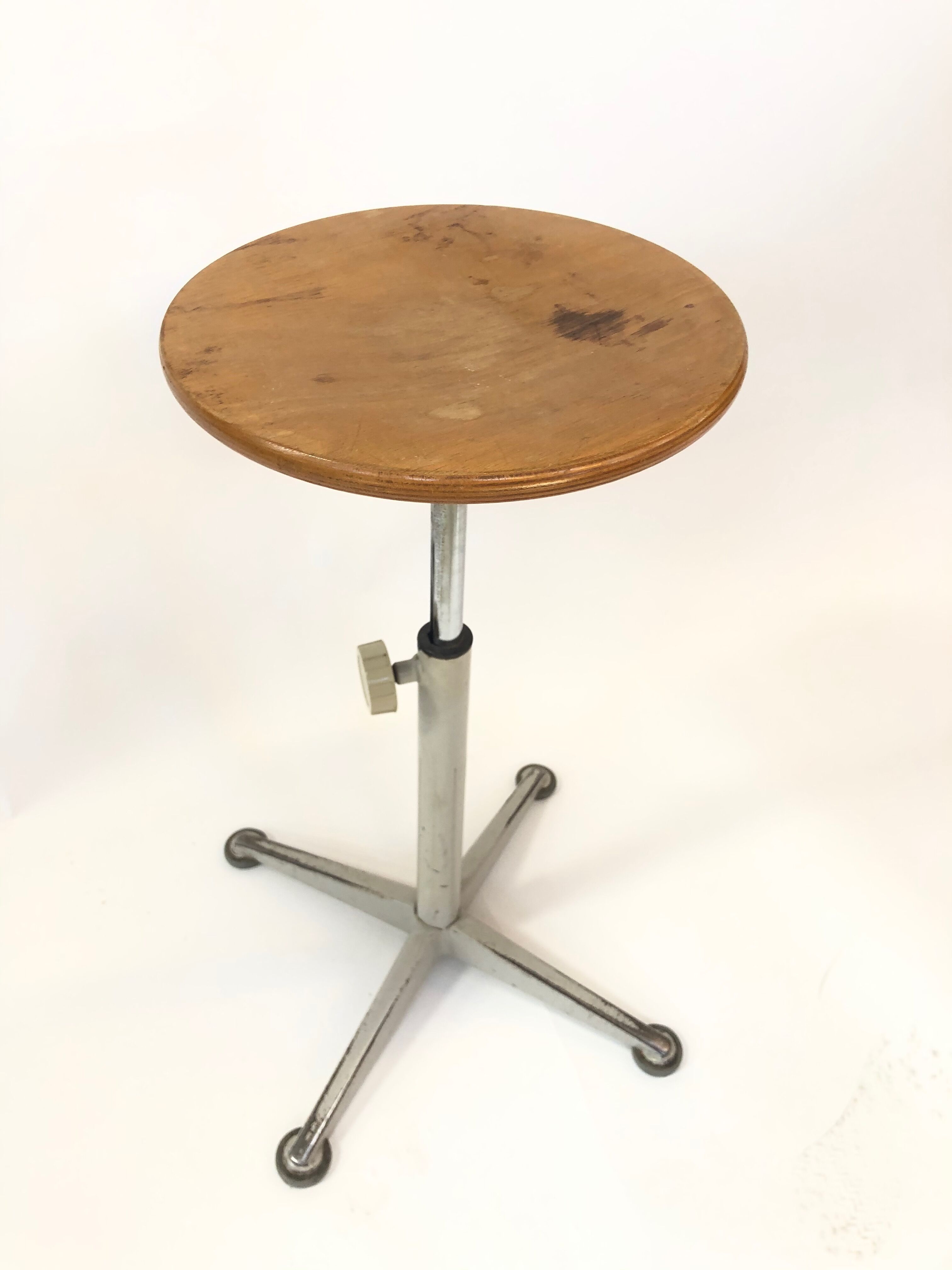 Vintage stool work tabouret by Friso Kramer Ahrend de Cirkel