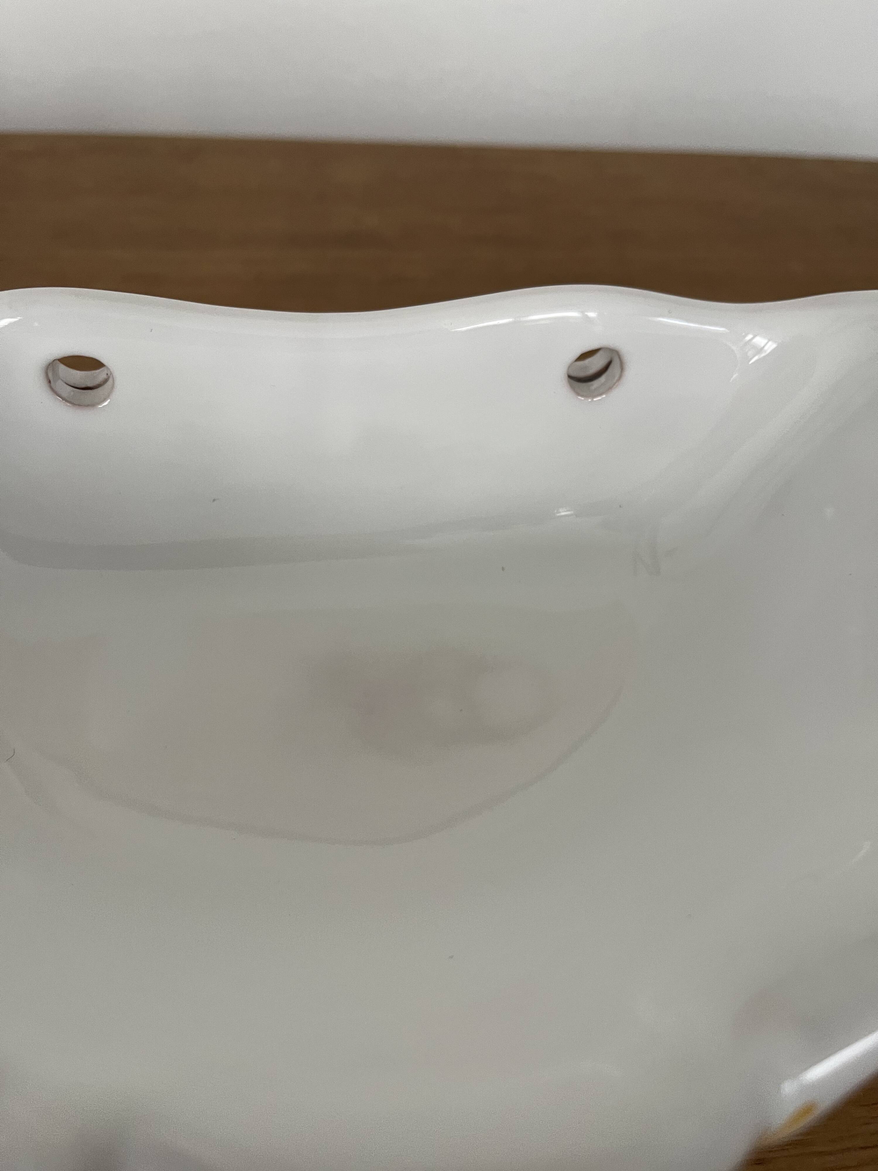 XL wall-mounted soap dish signed Moustiers