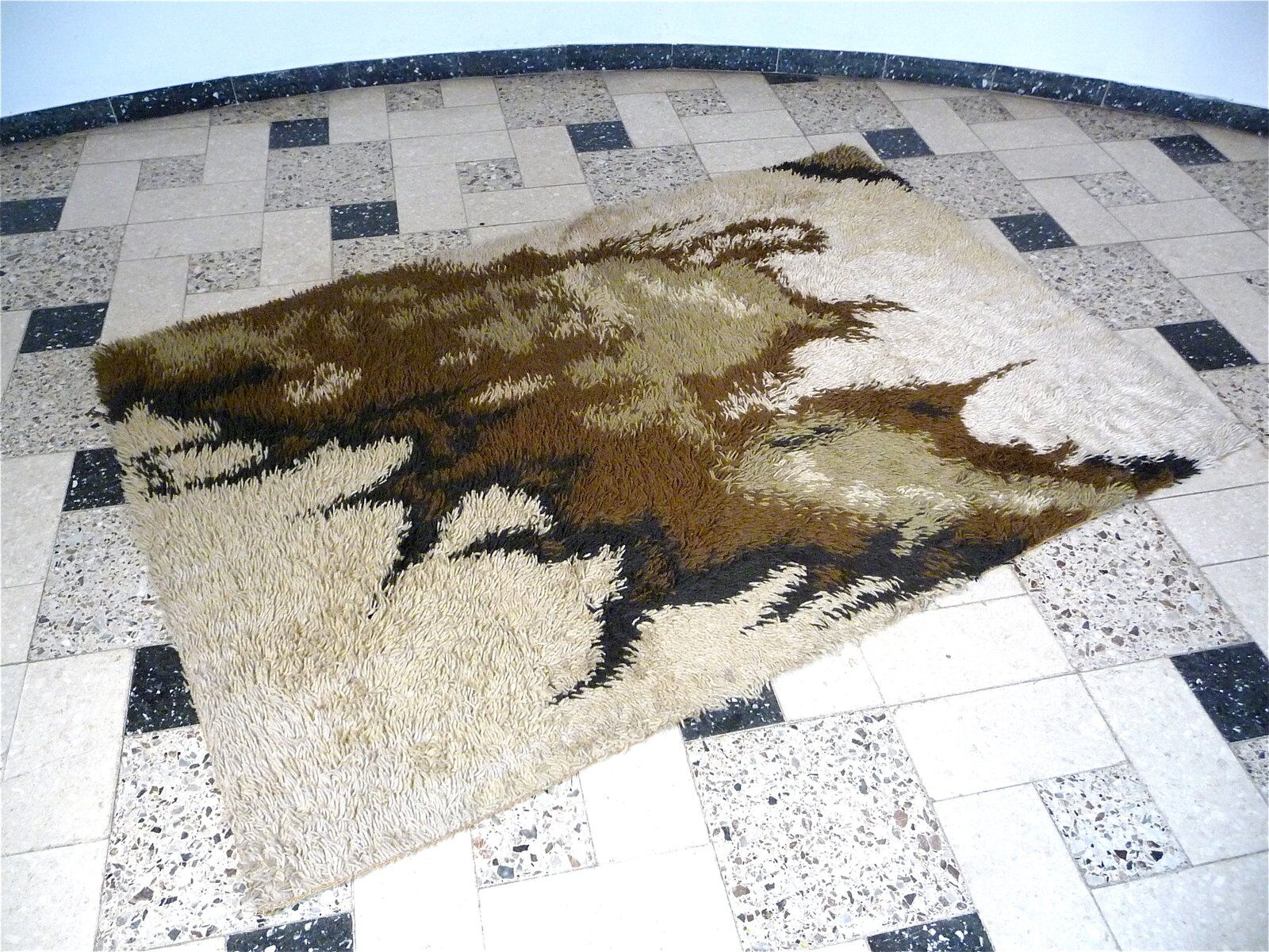 Scandinavian Modern rug with abstract decor by Ege Rya, Denmark 1960s