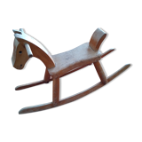Cheval à bascule
