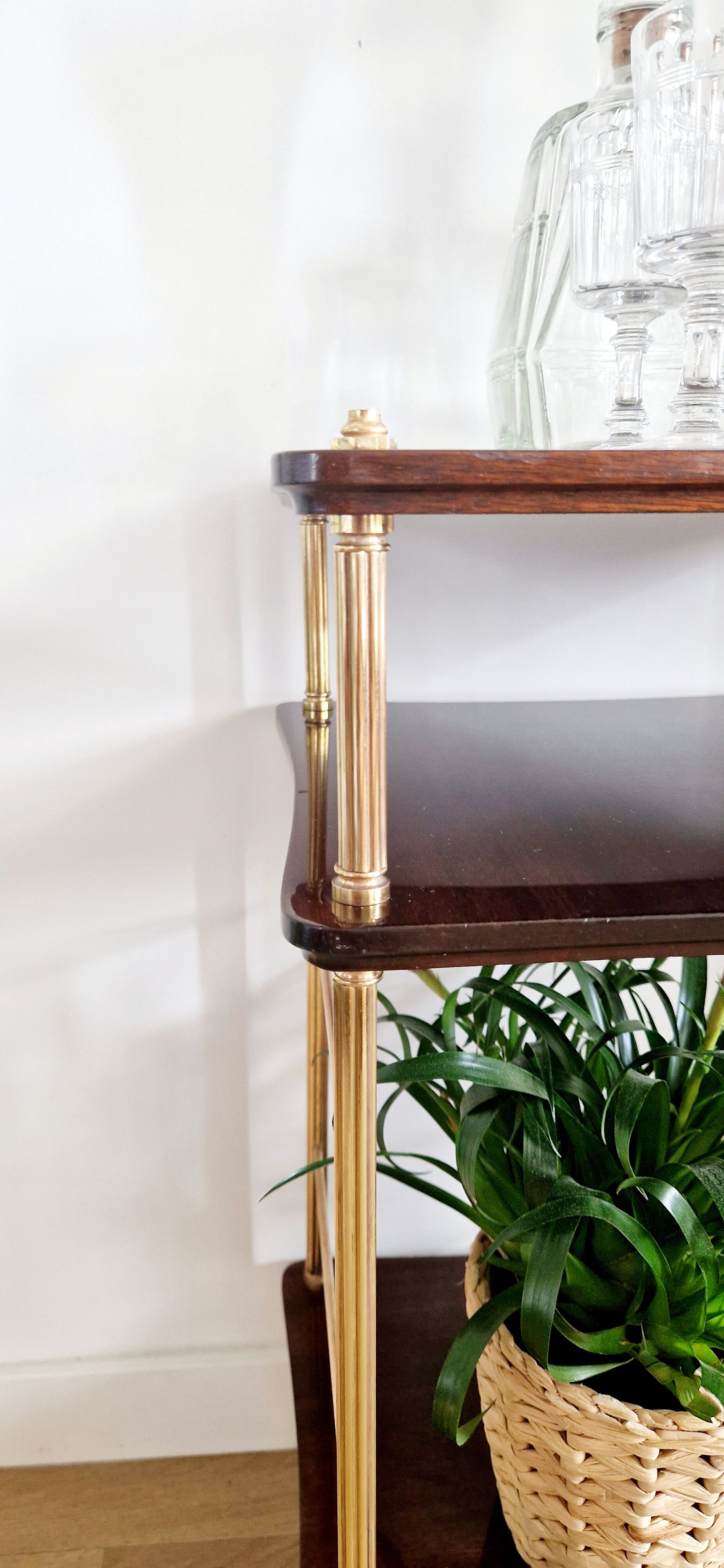 Vintage pedestal table 70s