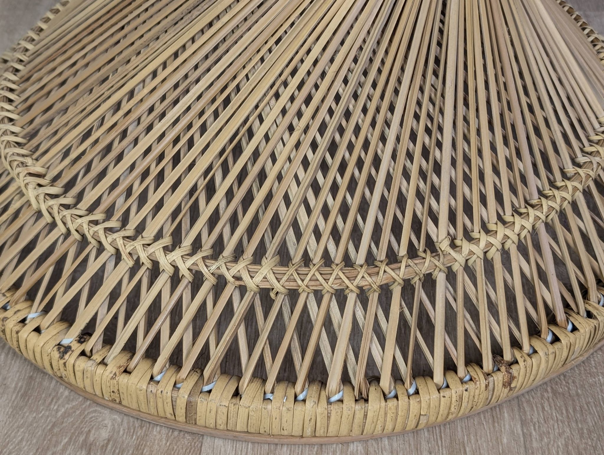 Diabolo rattan coffee table