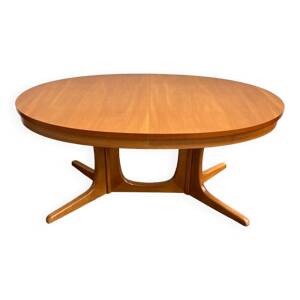 Baumann Oval Table