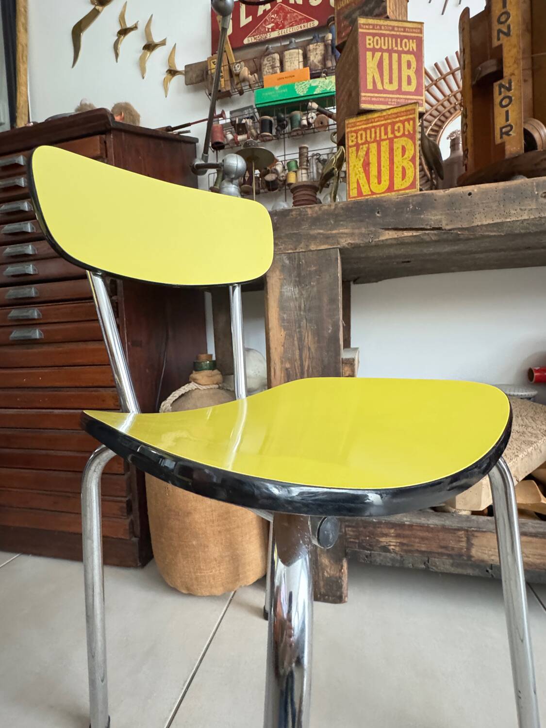 Ensemble de 4 chaises en Formica vintage