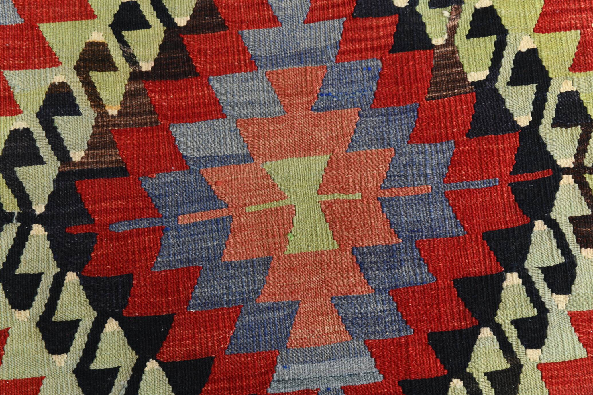 6x10 Green & Red Tribal Vintage Kilim Rug, 199x320Cm