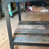 Coffee table in "industrial" style
